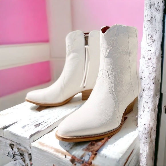 Beast Fashion Dallas White Festival Distressed Vegan Leather Low Cowboy Boots - Picture 2 of 5